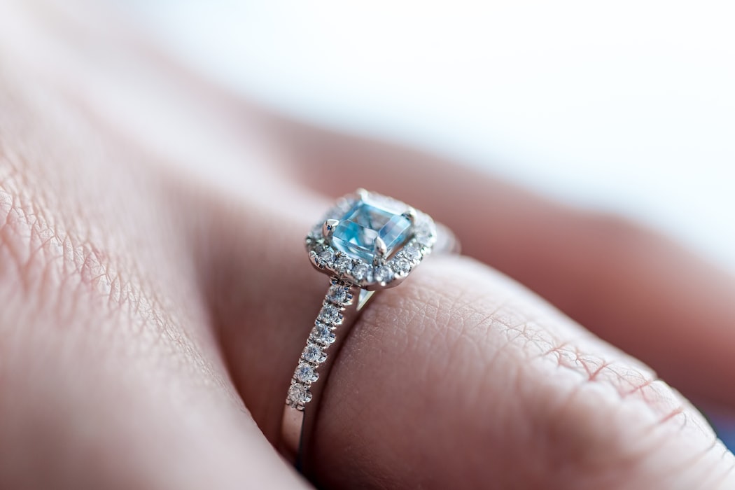 How Much Should I Spend on an Engagement Ring?