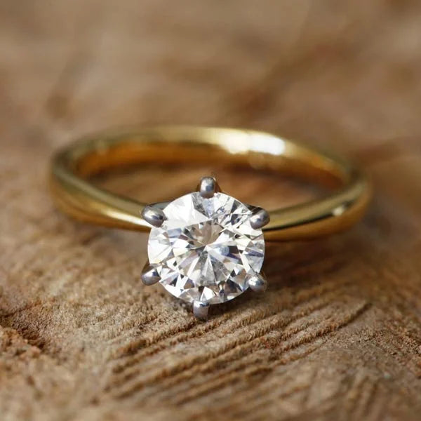 Prong Setting At Hustedt Jewelers
