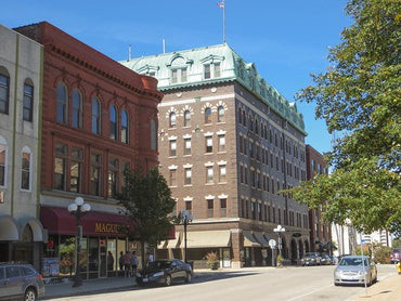 Best Specialty & Gift Shops in Bloomington, IL