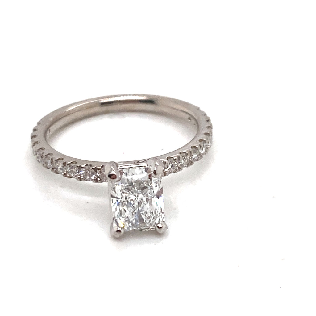 Lab Grown Diamond Engagement Ring