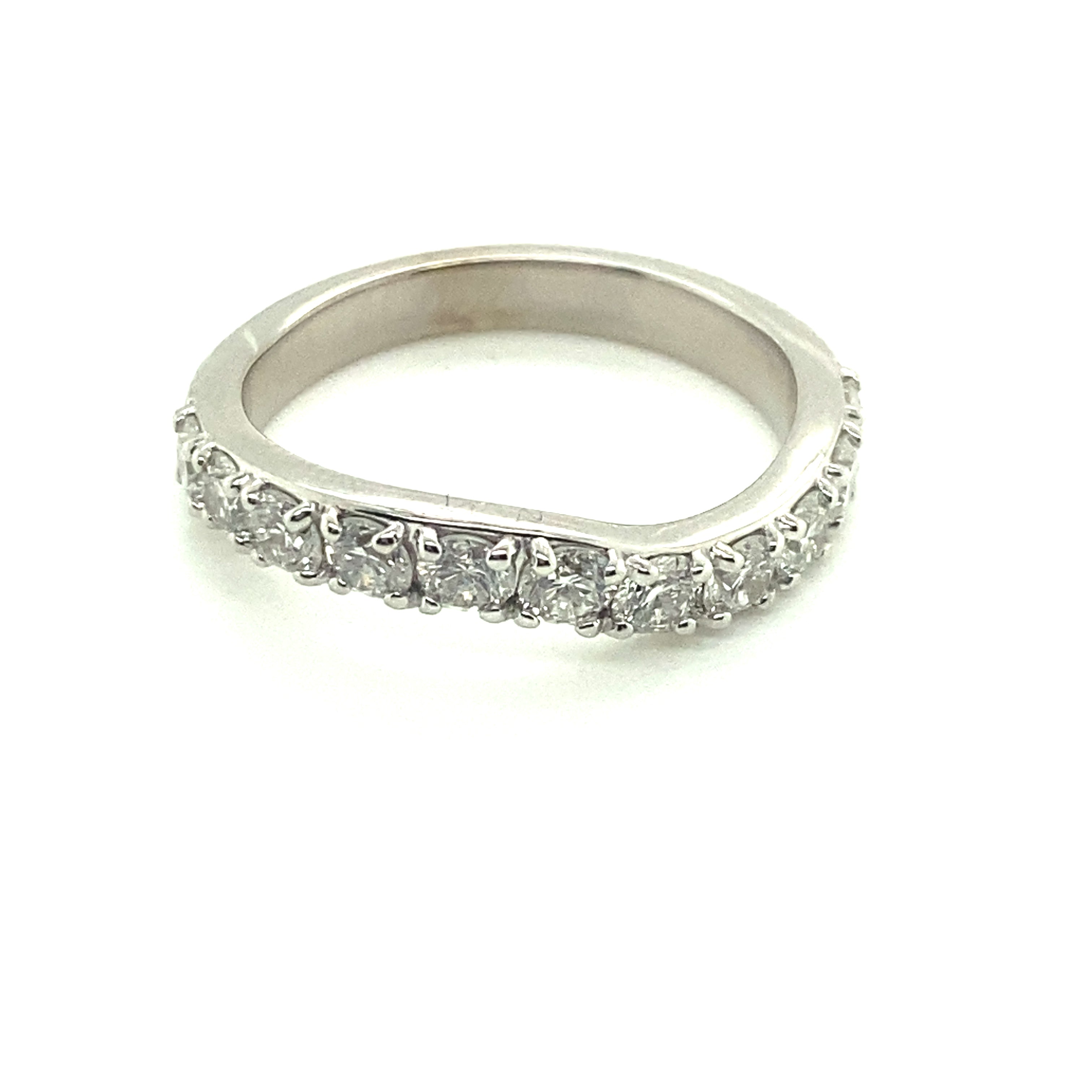 14kt white gold band with (11)