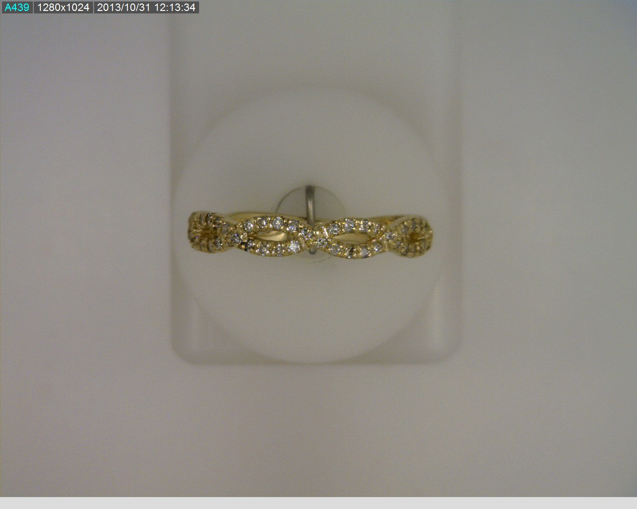 14KT YG .25TW  DIAMOND BAND