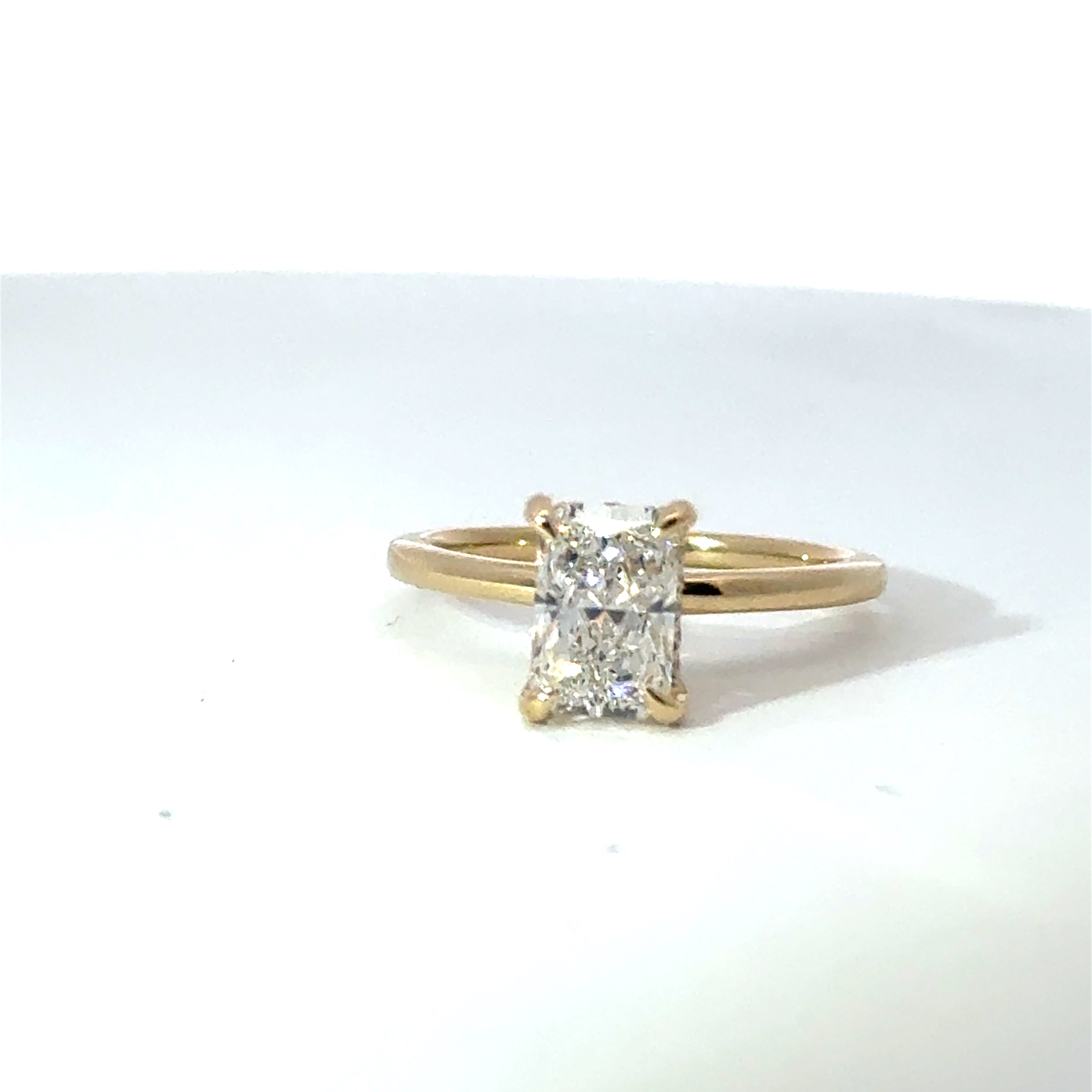 Lab Grown Diamond Engagement Ring