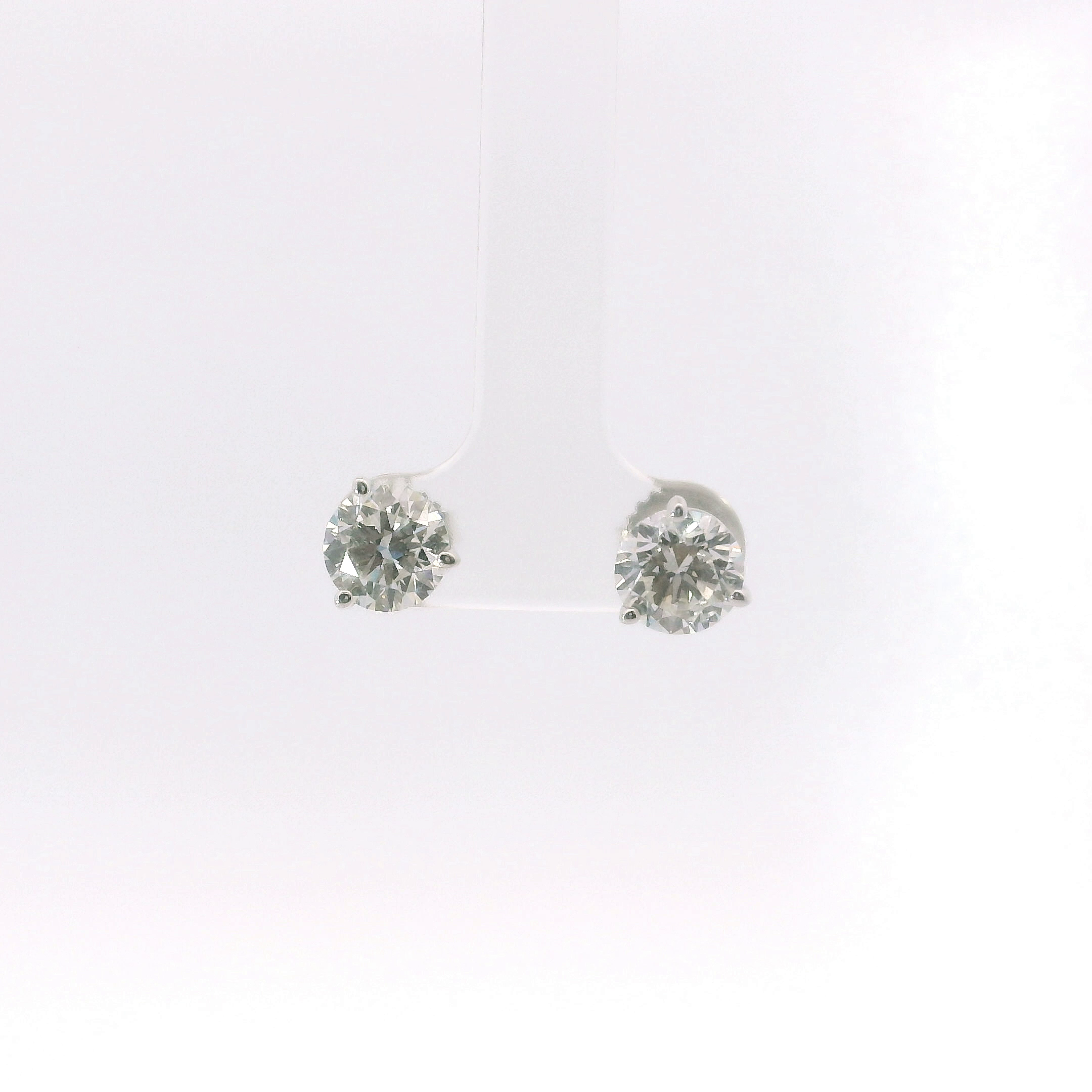 Lab Grown Diamond Earring