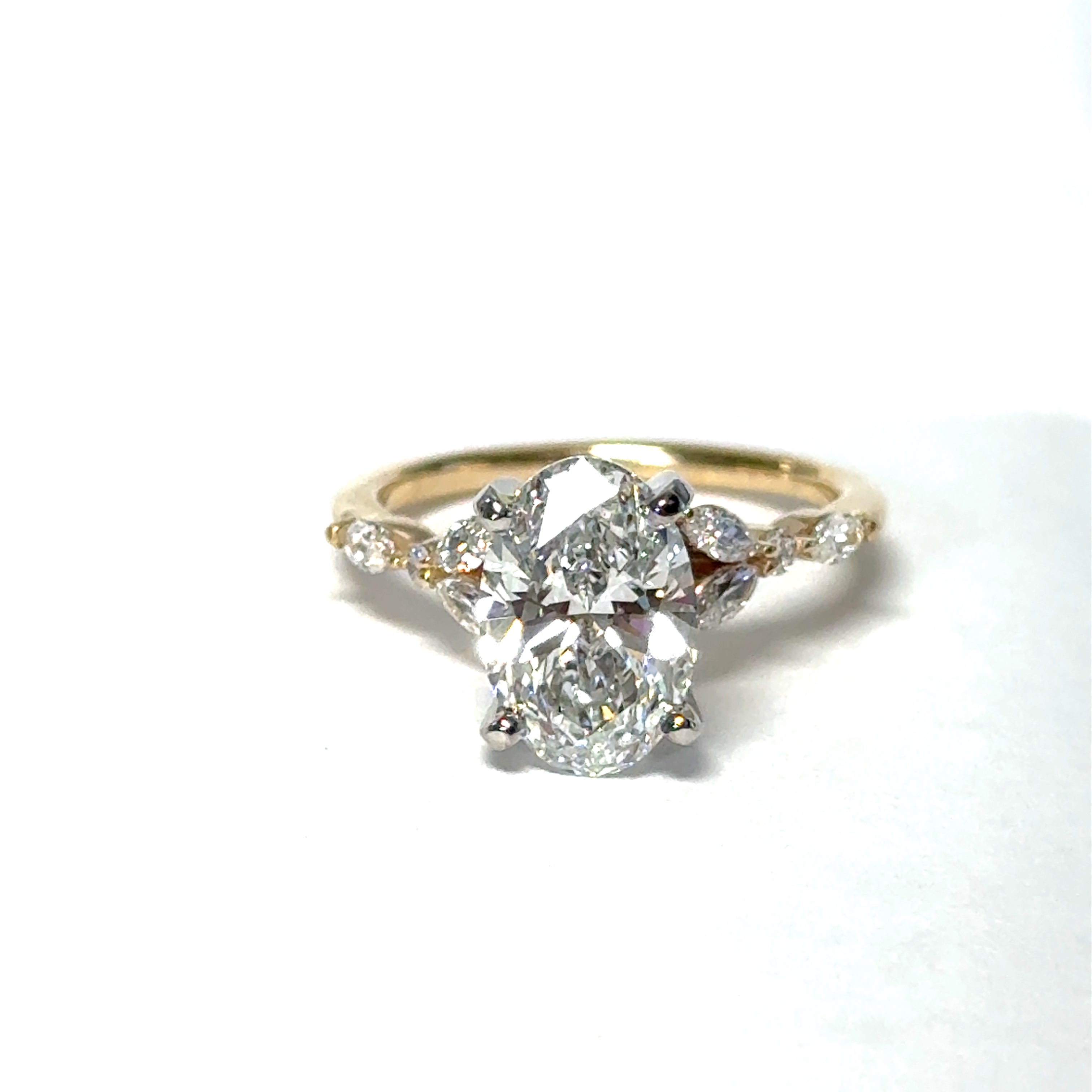 Lab Grown Diamond Engagement Ring