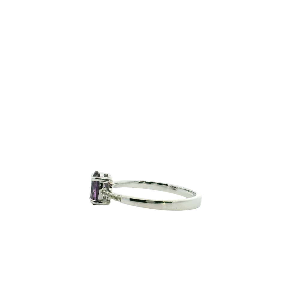 Sterling Ring With 5 Round Cubic Zirconiums 5x7 oval amethyst