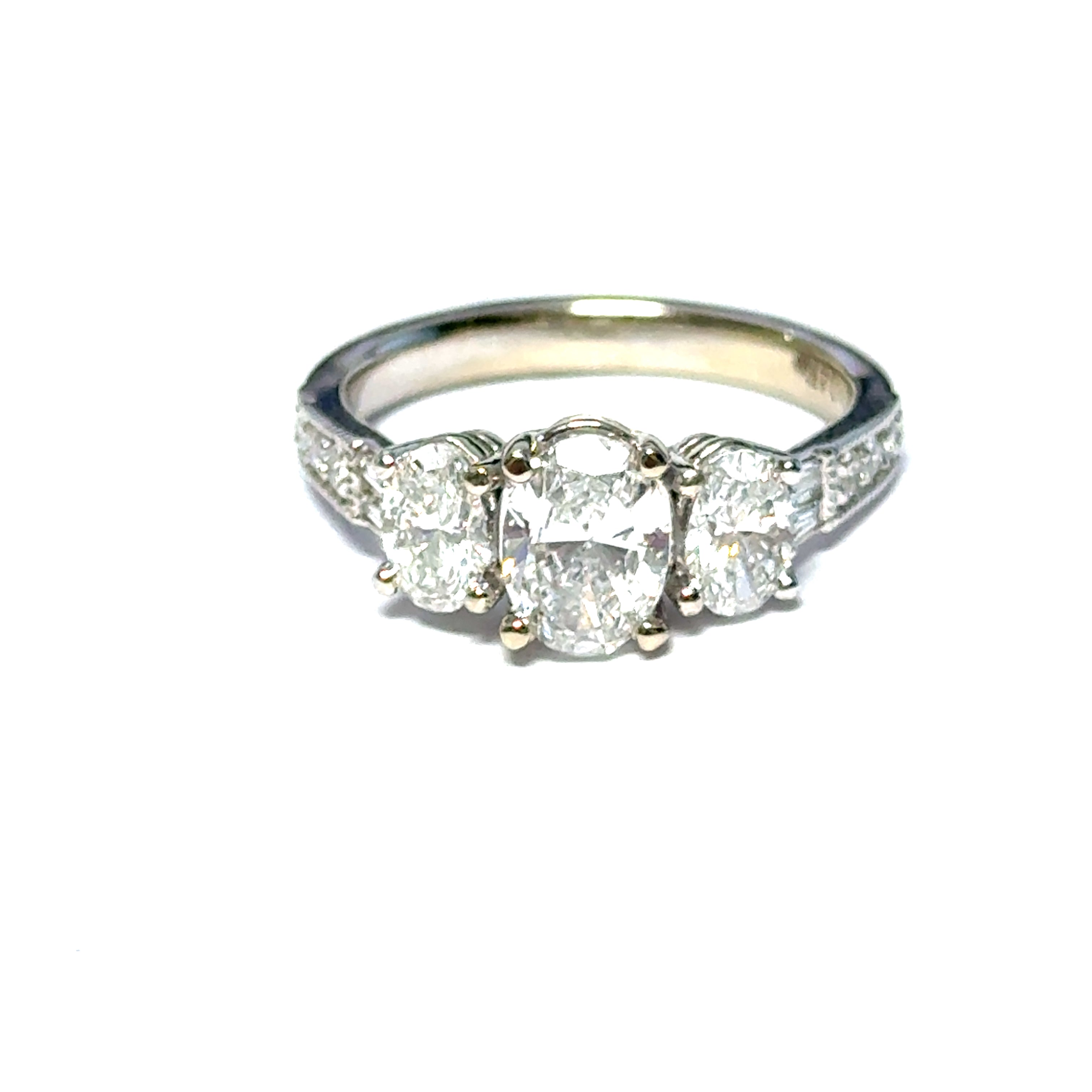 Lab Grown Diamond Engagement Ring