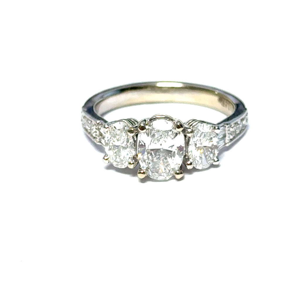 Lab Grown Diamond Engagement Ring