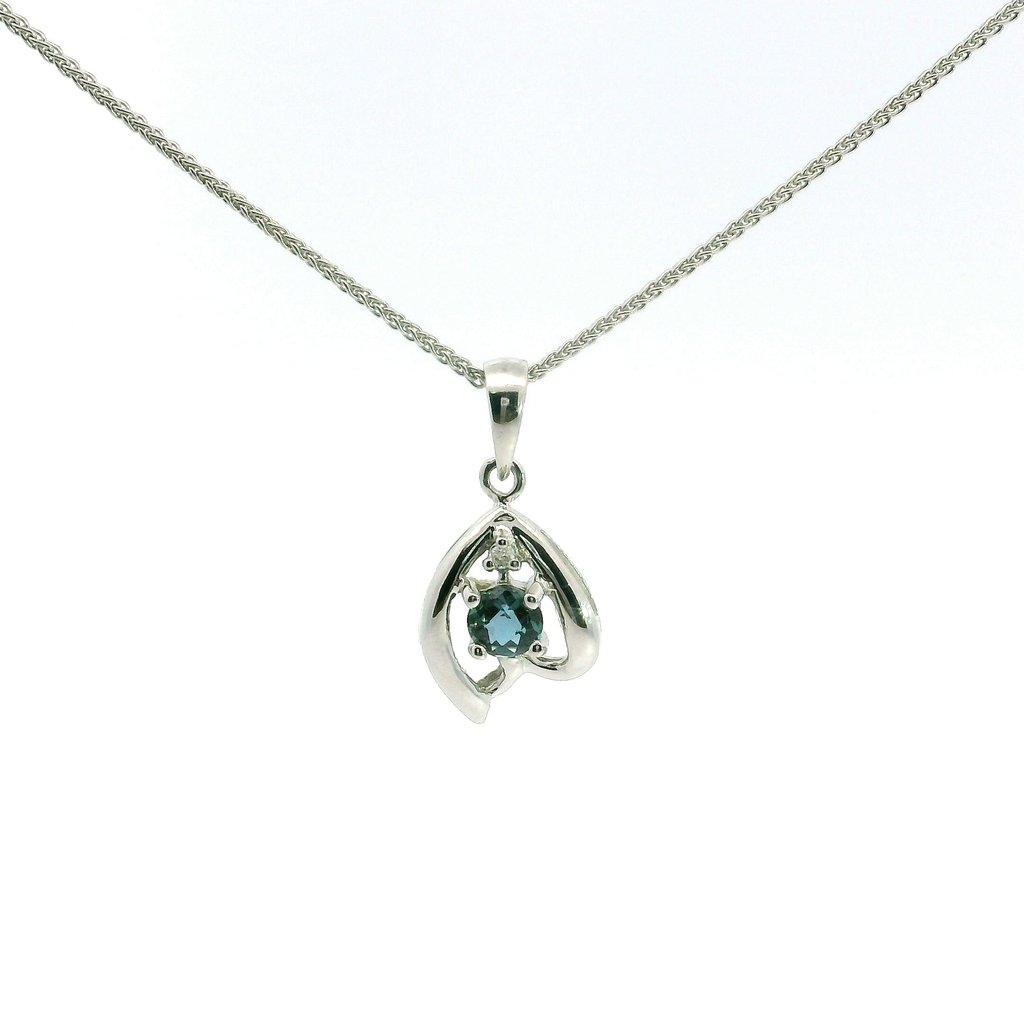 Colored stone Pendant