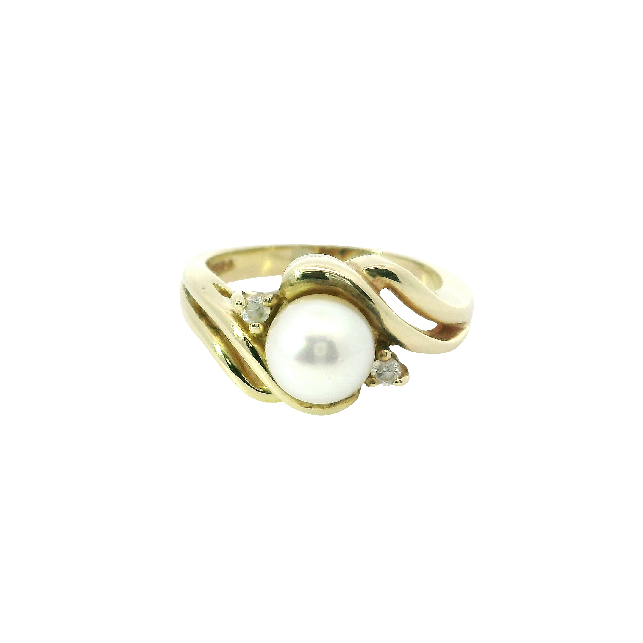 Three-Stone Pearl Ring in 14K Yellow Gold – Size 6.5