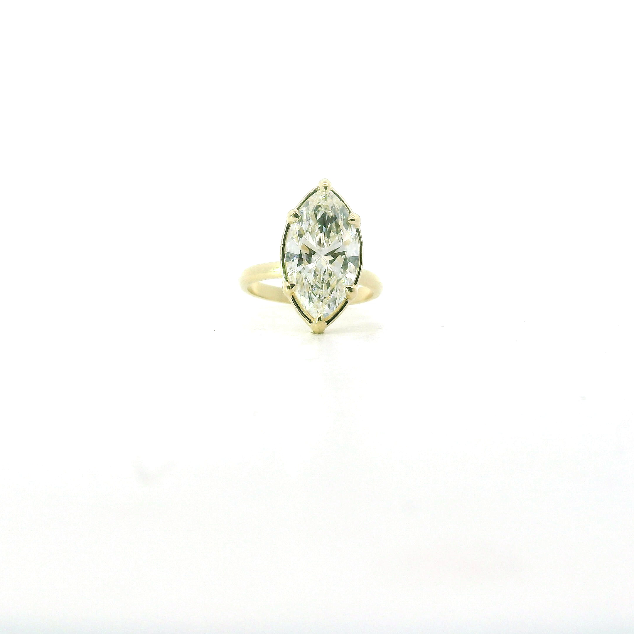 Lab Grown Diamond Engagement Ring
