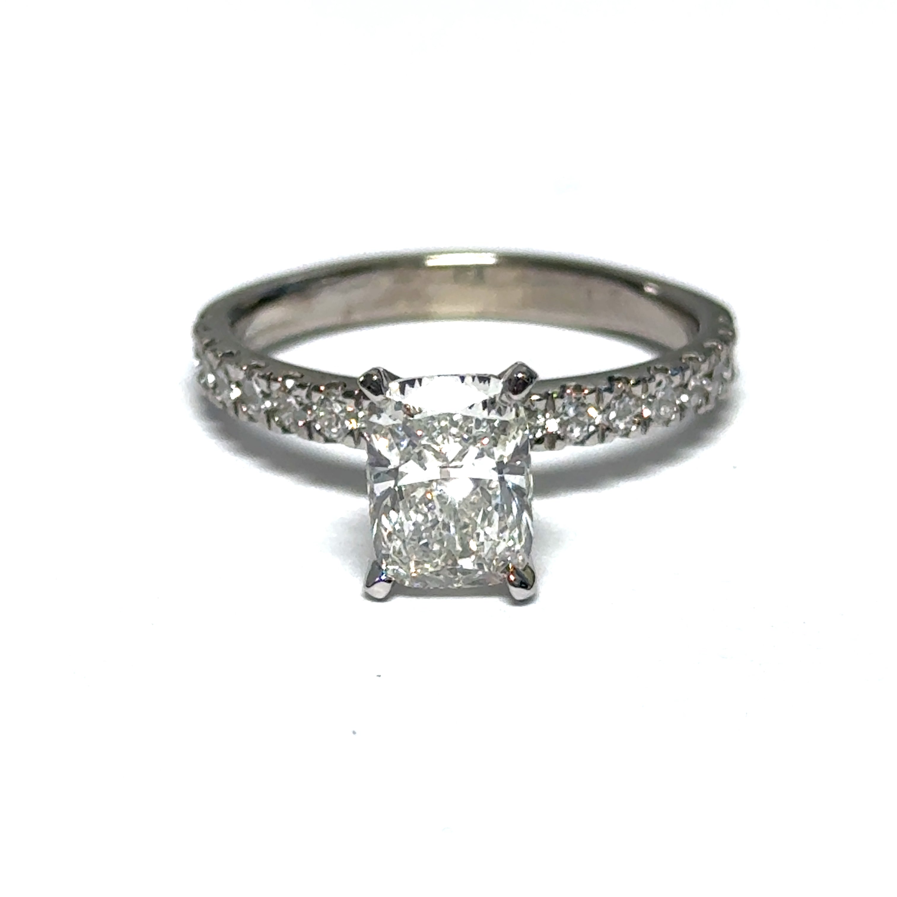 Lab Grown Diamond Engagement Ring