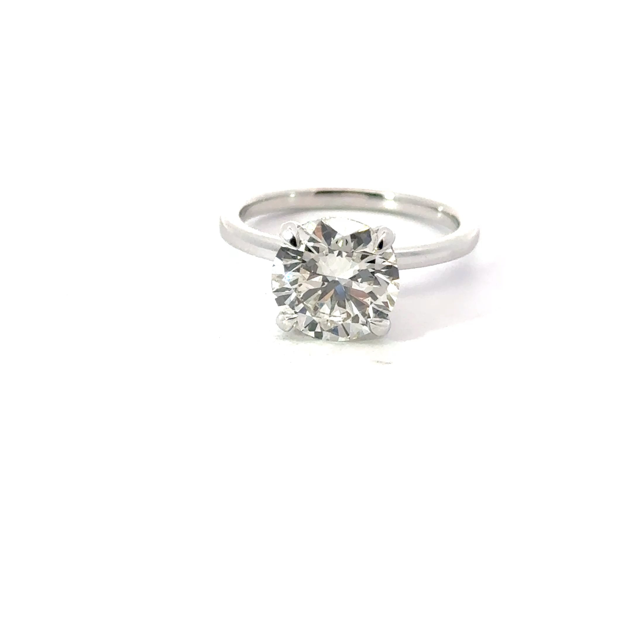 Lab Grown Diamond Engagement Ring